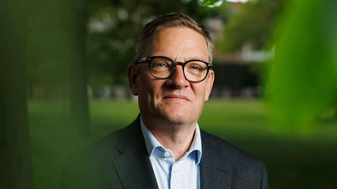 "Misundelse er ikke et acceptabelt politisk princip. Derfor bør det være en principiel mærkesag for et borgerligt parti at afskaffe topskatterne"