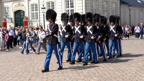 Livskvalitet kommer af sammenhængskraft frem for frihed og velstand