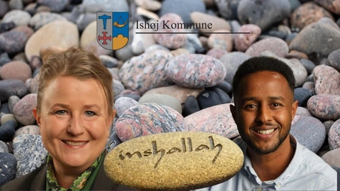 Ishøjs borgmester Merete Amdisen flankeret af sin muslimske stemmesluger Awale Mohamed